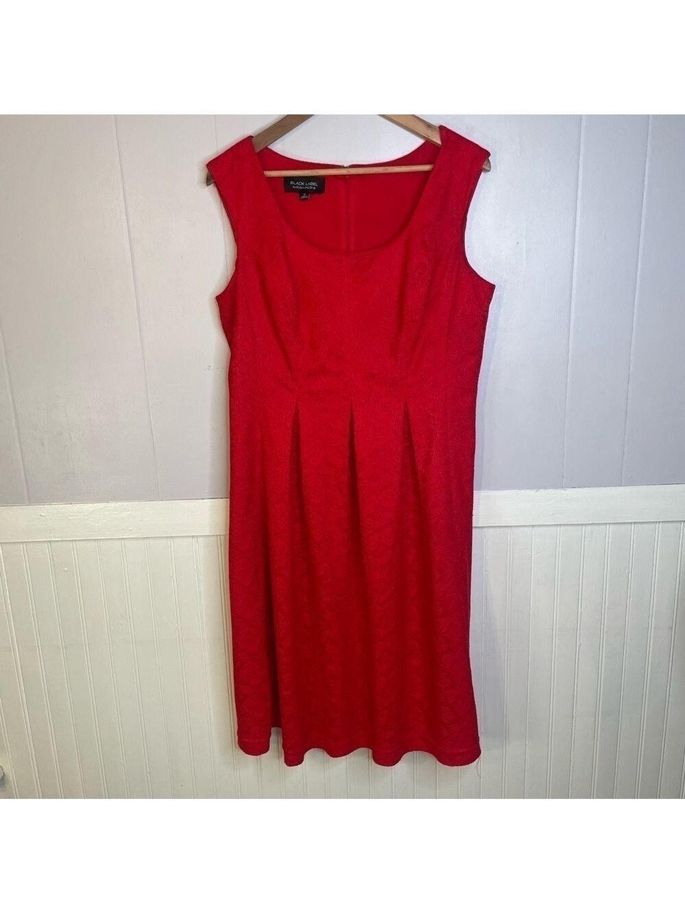 Black Label by Evan Picone lace sleeveless dress, 12, red